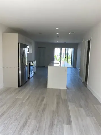 2505 NE 193rd Street Miami FL 33180