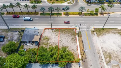 1229 N State Road 7 Road Hollywood FL 33021