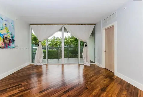 2155 Washington Court Miami Beach FL 33139