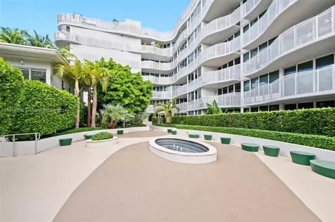2155 Washington Court Miami Beach FL 33139