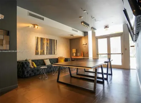 2155 Washington Court Miami Beach FL 33139