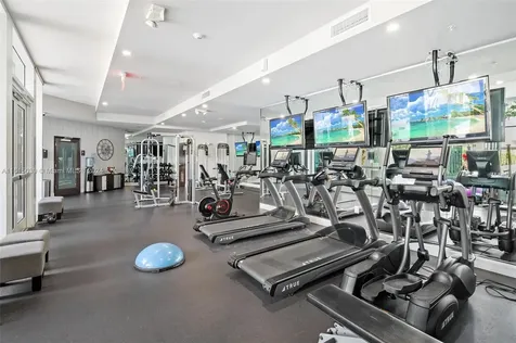 2155 Washington Court Miami Beach FL 33139