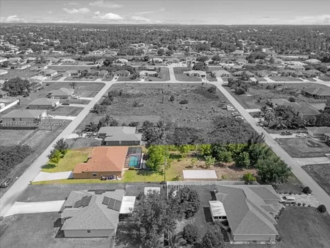 821 Carlfield Avenue Lehigh Acres FL 33971