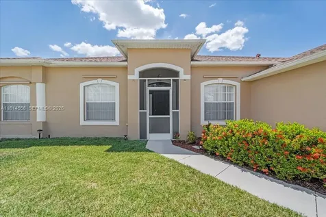821 Carlfield Avenue Lehigh Acres FL 33971