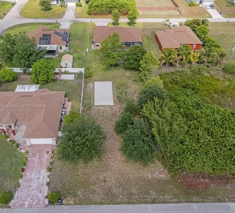821 Carlfield Avenue Lehigh Acres FL 33971