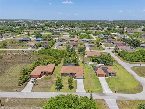 821 Carlfield Avenue Lehigh Acres FL 33971