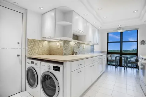 1111 Crandon Boulevard Key Biscayne FL 33149
