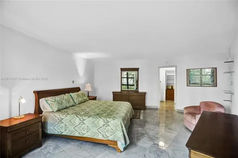 1111 Crandon Boulevard Key Biscayne FL 33149