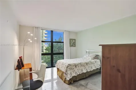 1111 Crandon Boulevard Key Biscayne FL 33149
