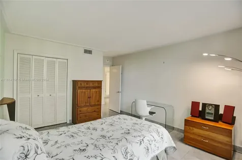 1111 Crandon Boulevard Key Biscayne FL 33149