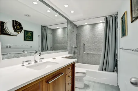 1111 Crandon Boulevard Key Biscayne FL 33149