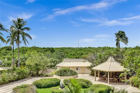 1111 Crandon Boulevard Key Biscayne FL 33149
