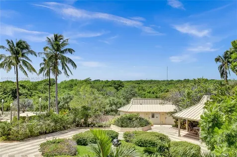 1111 Crandon Boulevard Key Biscayne FL 33149