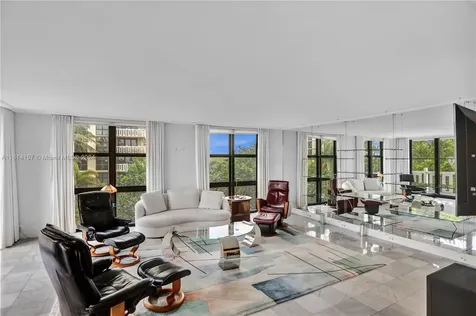 1111 Crandon Boulevard Key Biscayne FL 33149