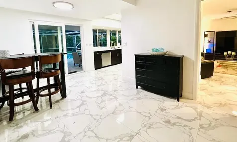 4720 Jefferson Street Hollywood FL 33021