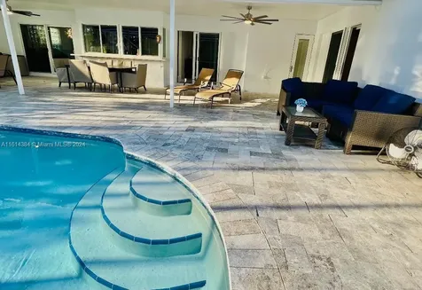 4720 Jefferson Street Hollywood FL 33021