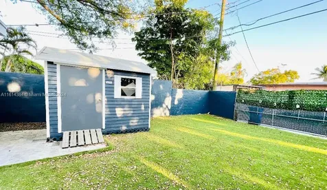 4720 Jefferson Street Hollywood FL 33021