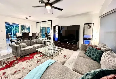4720 Jefferson Street Hollywood FL 33021