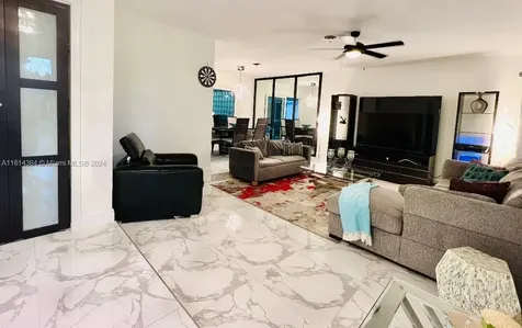 4720 Jefferson Street Hollywood FL 33021