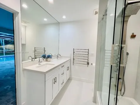 4720 Jefferson Street Hollywood FL 33021