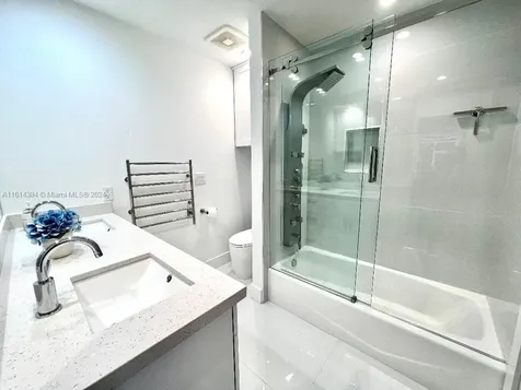 4720 Jefferson Street Hollywood FL 33021