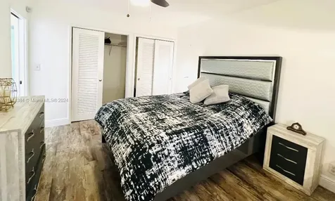 4720 Jefferson Street Hollywood FL 33021