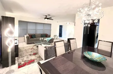 4720 Jefferson Street Hollywood FL 33021