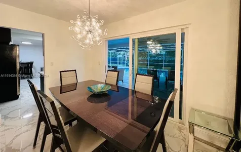 4720 Jefferson Street Hollywood FL 33021
