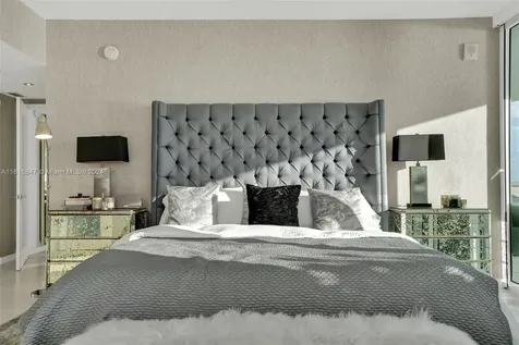 400 Alton Road Miami Beach FL 33139
