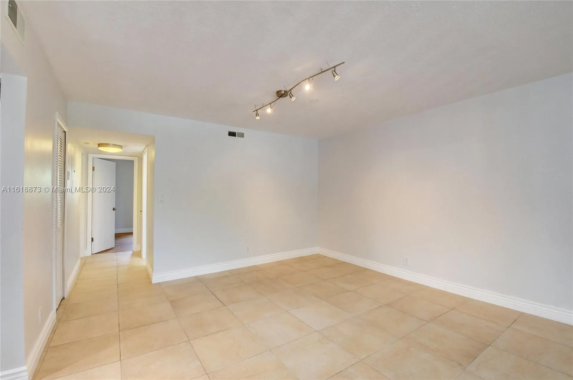 520 Orton Avenue Fort Lauderdale FL 33304