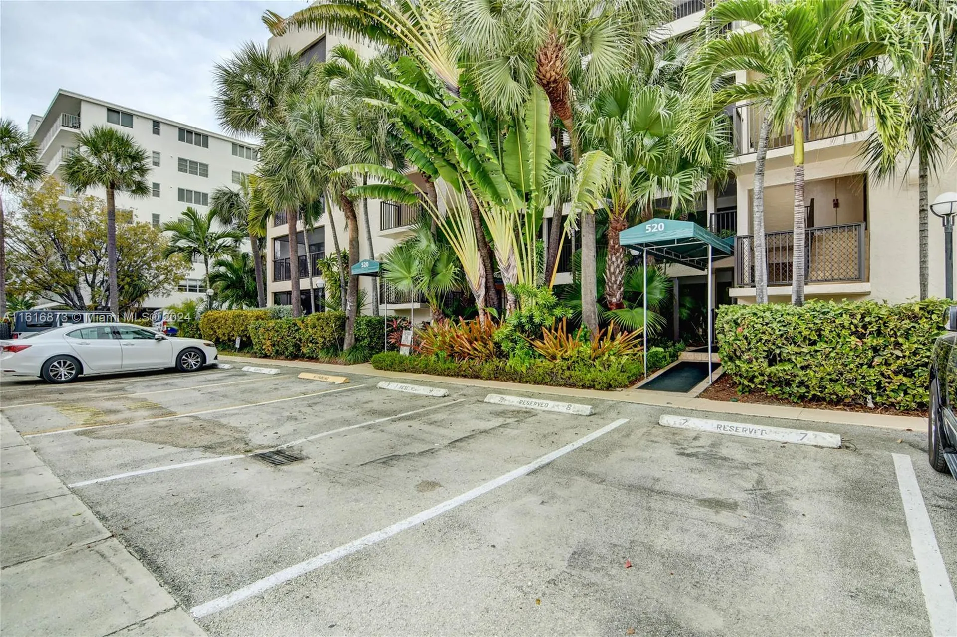 520 Orton Avenue Fort Lauderdale FL 33304