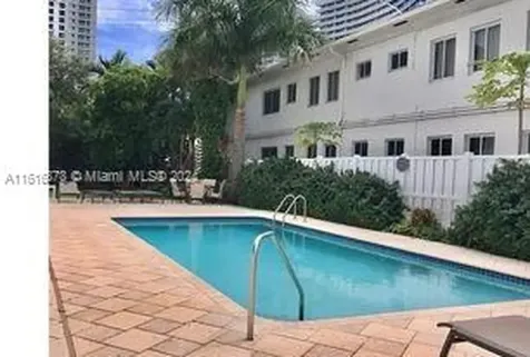 520 Orton Avenue Fort Lauderdale FL 33304
