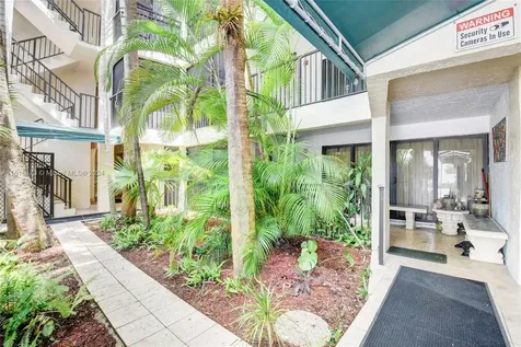 520 Orton Avenue Fort Lauderdale FL 33304