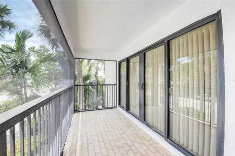 520 Orton Avenue Fort Lauderdale FL 33304