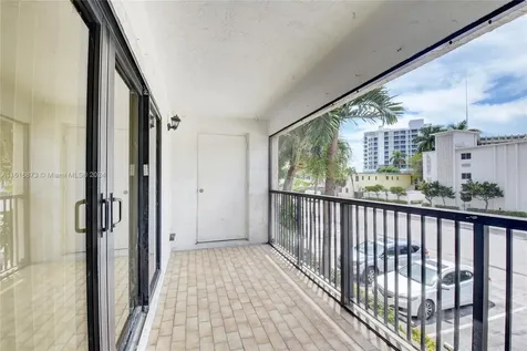 520 Orton Avenue Fort Lauderdale FL 33304