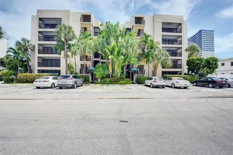 520 Orton Avenue Fort Lauderdale FL 33304