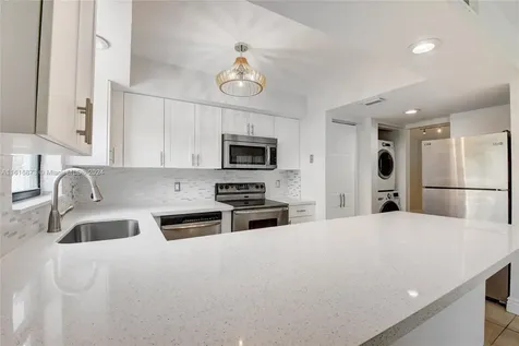 520 Orton Avenue Fort Lauderdale FL 33304