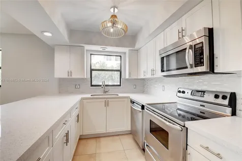 520 Orton Avenue Fort Lauderdale FL 33304