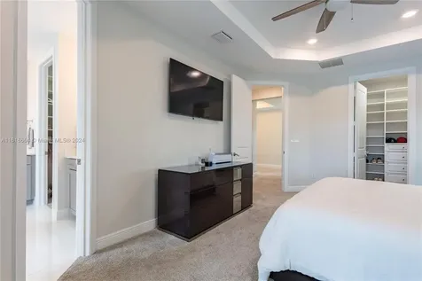 8555 E Baypoint Circle Parkland FL 33076