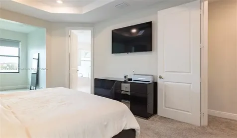 8555 E Baypoint Circle Parkland FL 33076