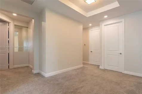 8555 E Baypoint Circle Parkland FL 33076