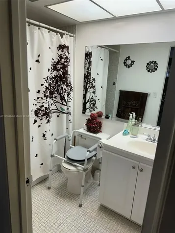 4047 NW 16th Street Lauderhill FL 33313