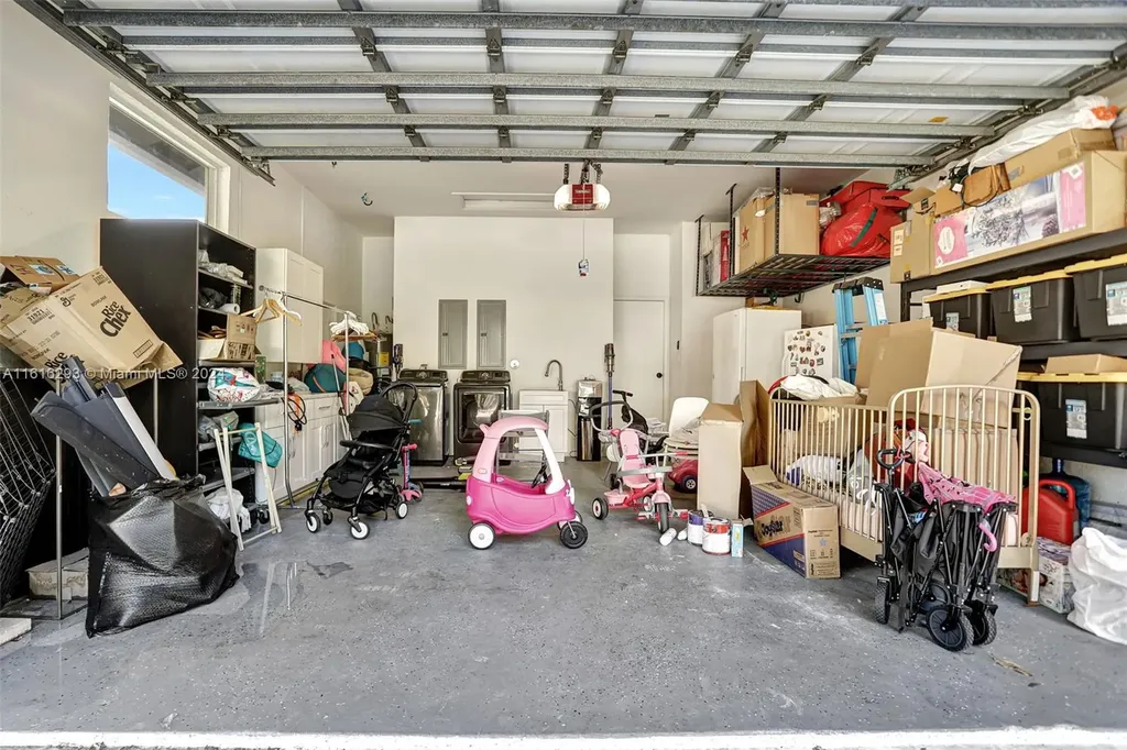 2144 Oakland Hills Way Coral Springs FL 33071