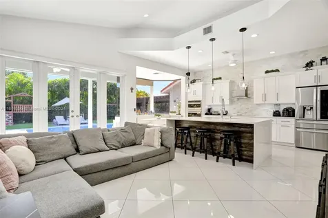 2144 Oakland Hills Way Coral Springs FL 33071