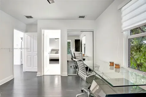 2144 Oakland Hills Way Coral Springs FL 33071
