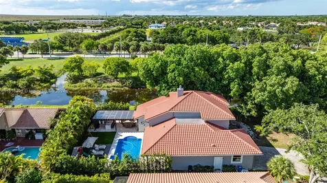 2144 Oakland Hills Way Coral Springs FL 33071
