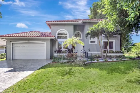 2144 Oakland Hills Way Coral Springs FL 33071