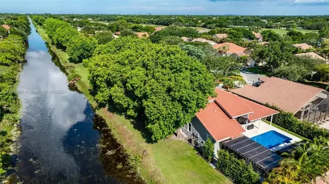 2144 Oakland Hills Way Coral Springs FL 33071