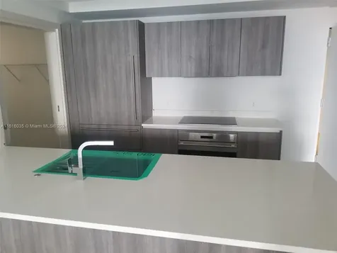 801 S Miami Avenue Miami FL 33130