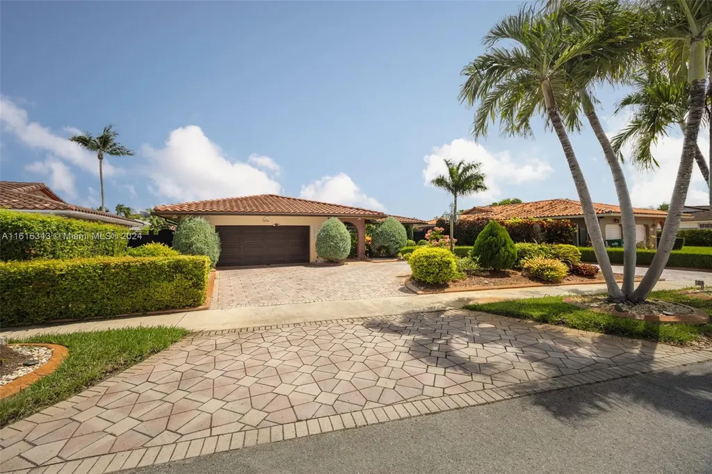 11810 SW 24th Terrace Miami FL 33175
